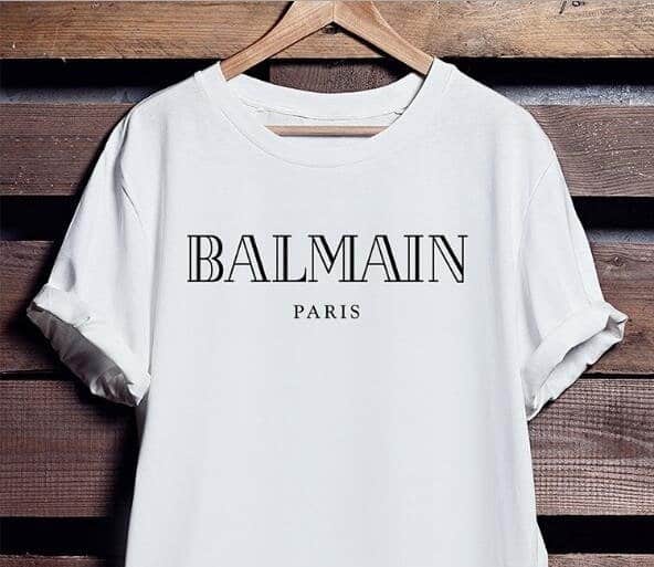 Как распознать поддельные футболки с логотипом Balmain (настоящие против подделок)
